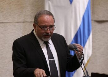 Lieberman dit s’être vu offrir cette semaine le poste de ministre de la Défense