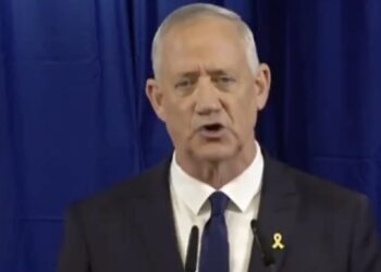 Le suicide politique de Gantz