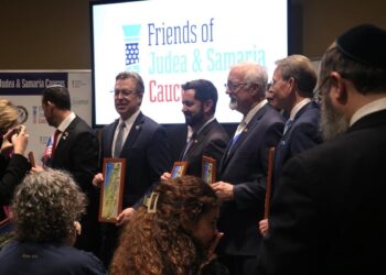 Un projet de loi met fin à l’apartheid contre les Juifs : ils pourront acheter des terres en Judée et Samarie