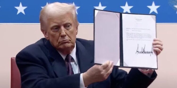 Tous les décrets pro-Israël signés par Trump le 20 janvier