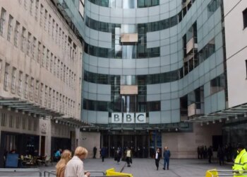 Deux freelances de BBC Arabic exposés pour leurs publications antisémites et leurs appels à tuer les Juifs. (Il y a les mêmes à l’AFP ? Ils ne sont pas sanctionnés)