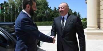 John Lennon connaissait très bien le président syrien al-Sharaa