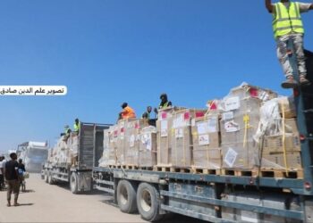 ניר דבוריתיעוד: משאיות סיוע עם תרופות וציוד רפואי הגיעו למחסני משרד הבריאות בחאן יונס באבטחה כבדה@N12chat...