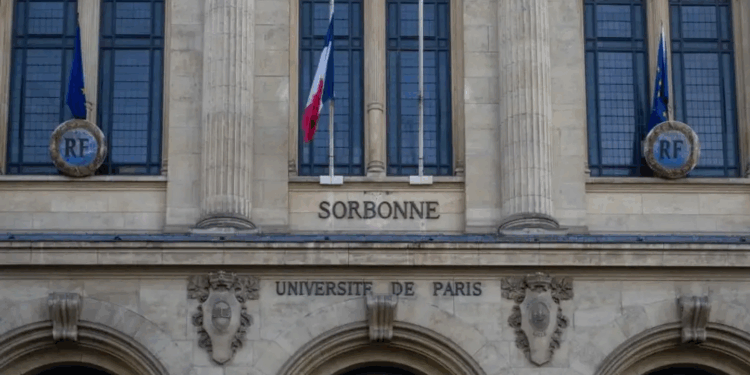 «Les juifs, pour ou contre ?» : un sondage proposé par des étudiants de la Sorbonne fait scandale