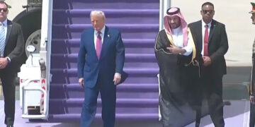 Trump et MBS : sourires en public, clash en privé sur la normalisation avec Israël – nos explications