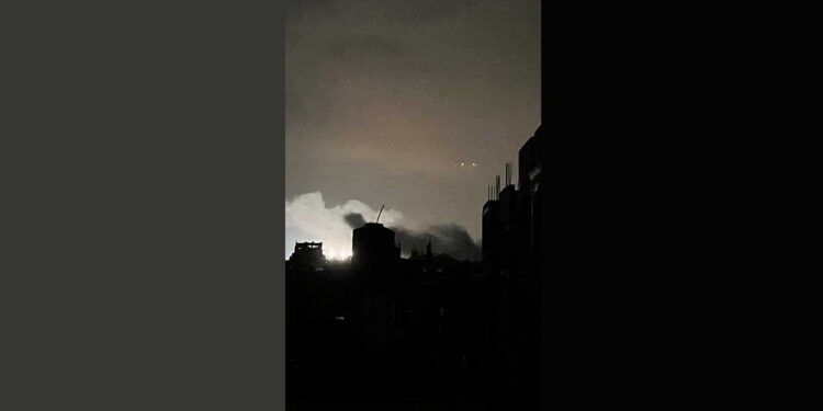 Résumé de la nuit du 11 décembre : l’aviation frappe la ville de Gaza