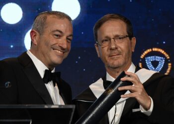 Ca n’est pas son style, et pourtant : à New York, le président Herzog épingle Mamdani en direct