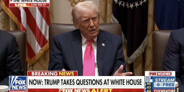 Trump : « Ilhan Omar est une ordure, elle déteste les Juifs »