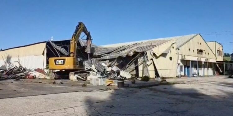 Une journée qui commence bien : démolition du siège de l&rsquo;UNRWA de Jérusalem