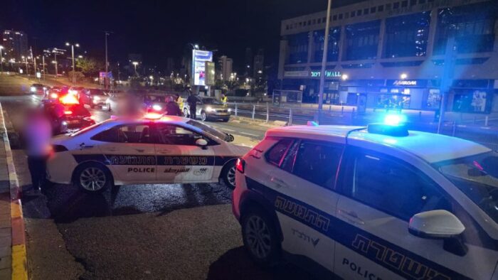 שרון קנובליך לאחר אירוע האלימות בכפר כנא: כוחות המשטרה ומג"ב פשטו הלילה על עשרות יעדים במועצה ועצרו 34 חשודים בחשד למעור...