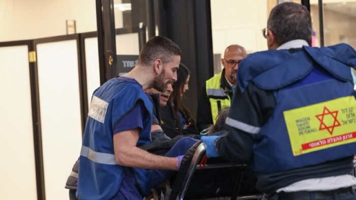 יואב אבןהמחלקה לרפואה דחופה באיכילוב: מתחילת מבצע "שאגת הארי" 74 פצועים טופלו בביה"ח. צילום: ג'ני ירושלמי, דוברות איכילו...