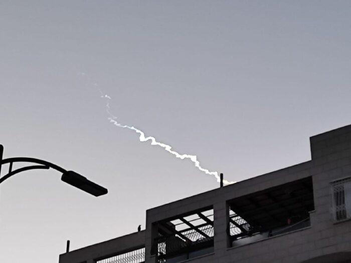 ניר דבוריתיעוד מהיירוטים בדרום@N12chat צ'אט הכתבים בוואצפ הצטרפו כעת  https://chat.whatsapp.com/JXS6GzEbn8RJWGY4boVcBZ...