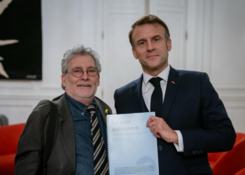 Du bagout, des réseaux et une immense imposture
