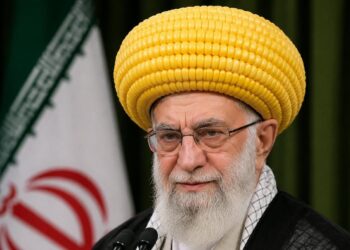 Les Iraniens anti-régime se réjouissent : « Khamenei a été sacrifié pour du maïs ! »